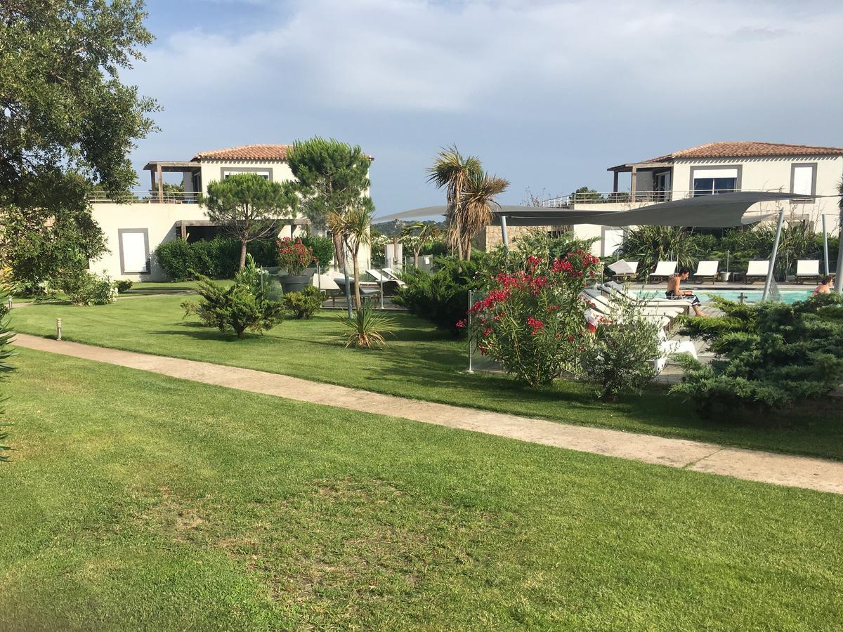 Résidence Pierre&Vacances Premium Les Villas de Porto-Vecchio Exterior foto