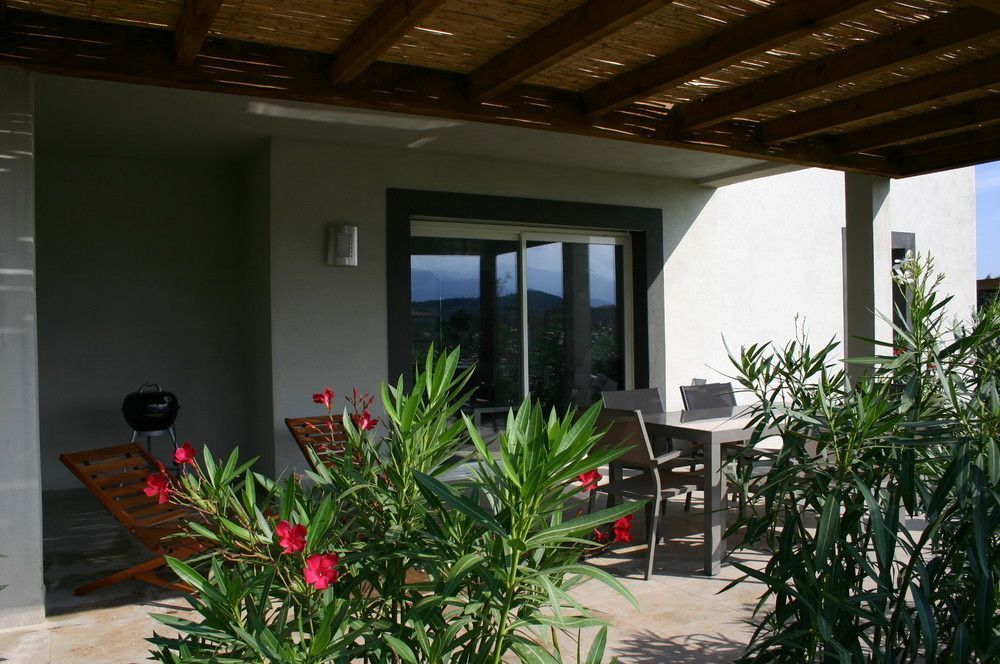Résidence Pierre&Vacances Premium Les Villas de Porto-Vecchio Exterior foto