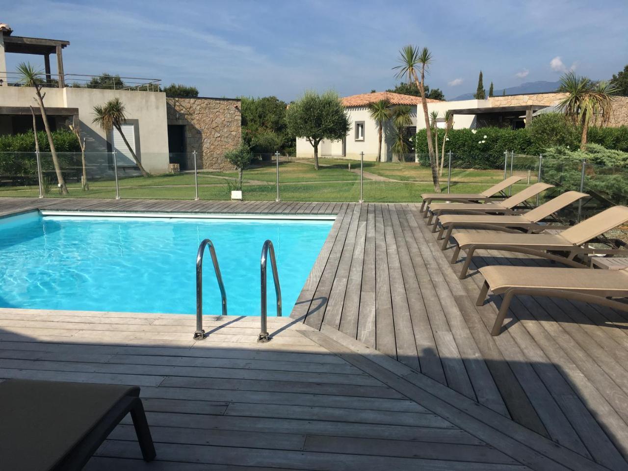 Résidence Pierre&Vacances Premium Les Villas de Porto-Vecchio Exterior foto